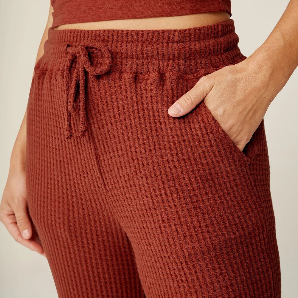 Beyond Yoga Free Style Pant in Red Sand